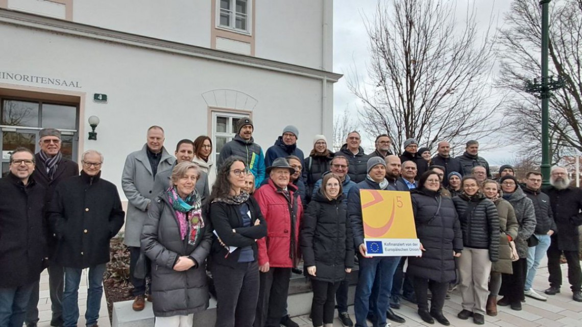 Beim 3. Erfahrungsaustauschtreffen in Tulln wurden im November 2025 nicht nur spannende Inhalte ausgetauscht sondern auch die e5-Auszeichnungen &uuml;bergeben.