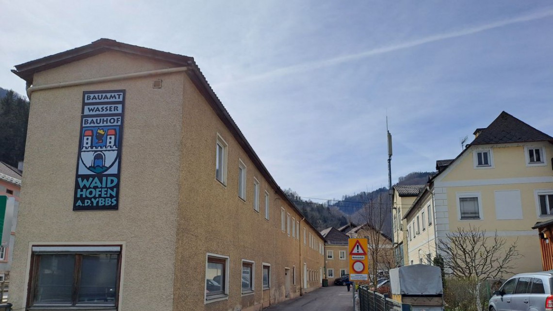 Im Geb&auml;ude des Bauhofes in Waidhofen an der Ybbs wurde die Heizungsanlage modernisiert. 